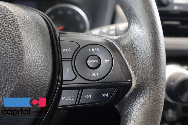 Certified 2021 Toyota RAV4 LE AWD/4WD image 18