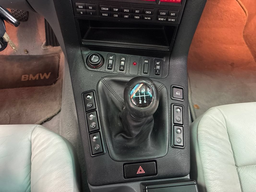Used 1999 BMW 323i Convertible RWD image 15