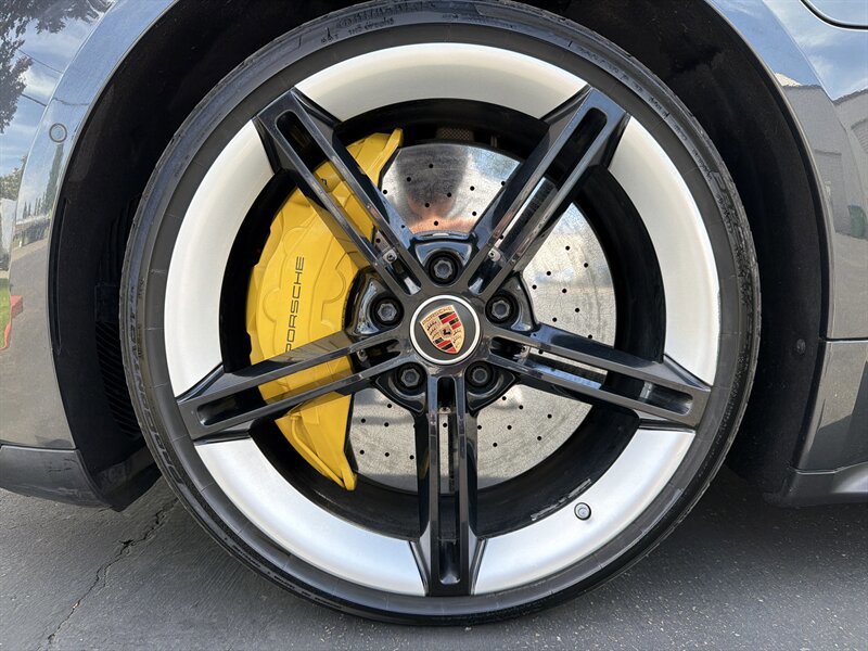 Used 2020 Porsche Taycan Turbo S w/ Premium Package AWD/4WD image 18