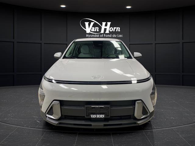 New 2026 Hyundai Kona SE image 9