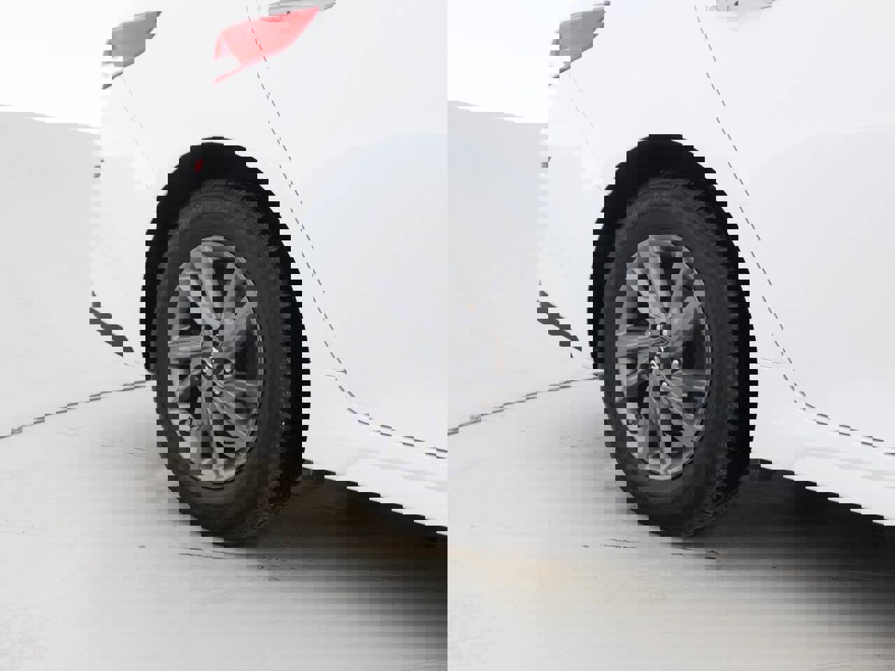 Used 2020 Kia Optima LX image 19