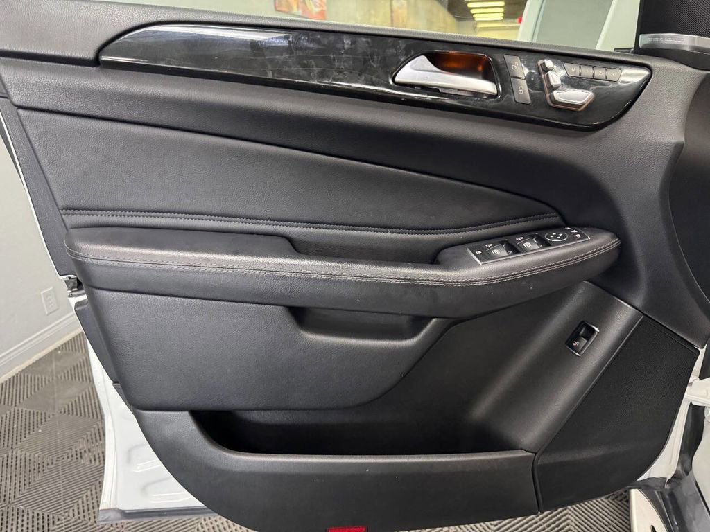 Used 2017 Mercedes-Benz GLE 350 4MATIC image 41