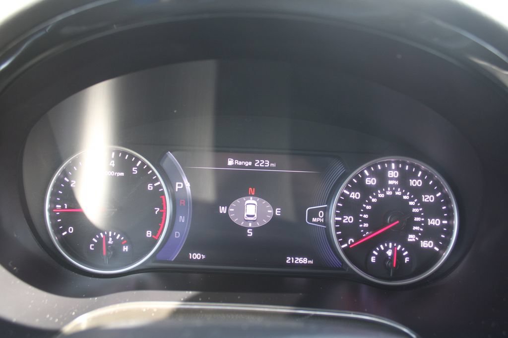 Certified 2023 Kia Seltos SX w/ SX Sunroof Package AWD/4WD image 28