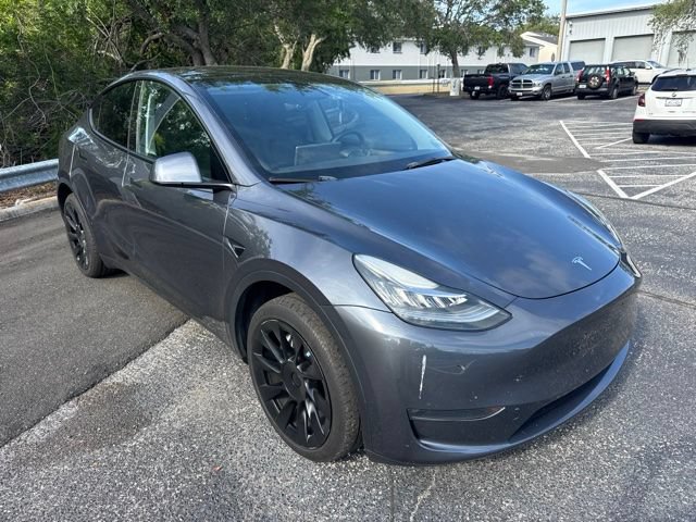 Used 2023 Tesla Model Y Long Range AWD/4WD image 3