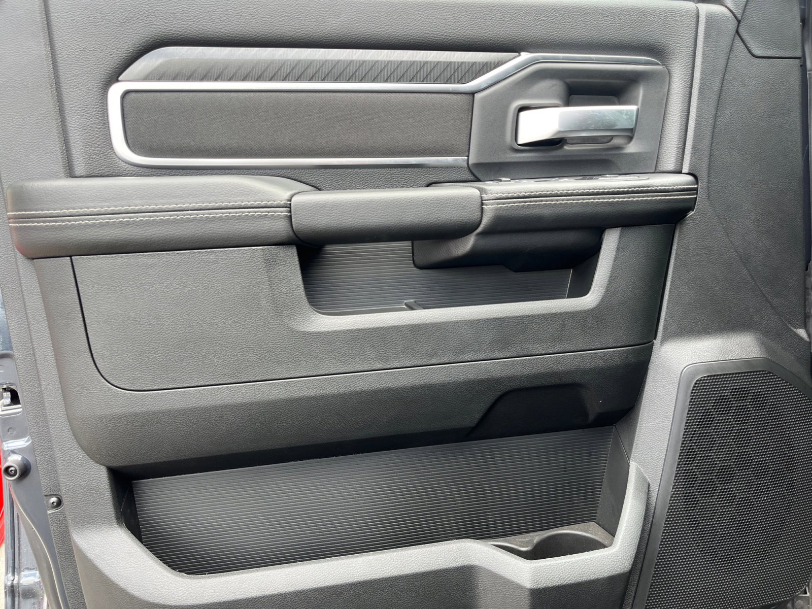 New 2025 RAM 2500 Big Horn AWD/4WD image 15