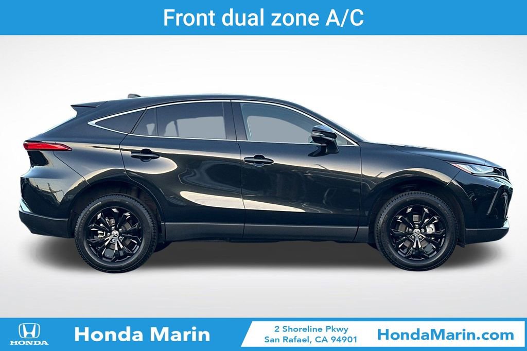 Used 2023 Toyota Venza Nightshade image 4