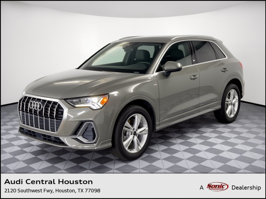 Used 2024 Audi Q3 2.0T Premium w/ Convenience Package