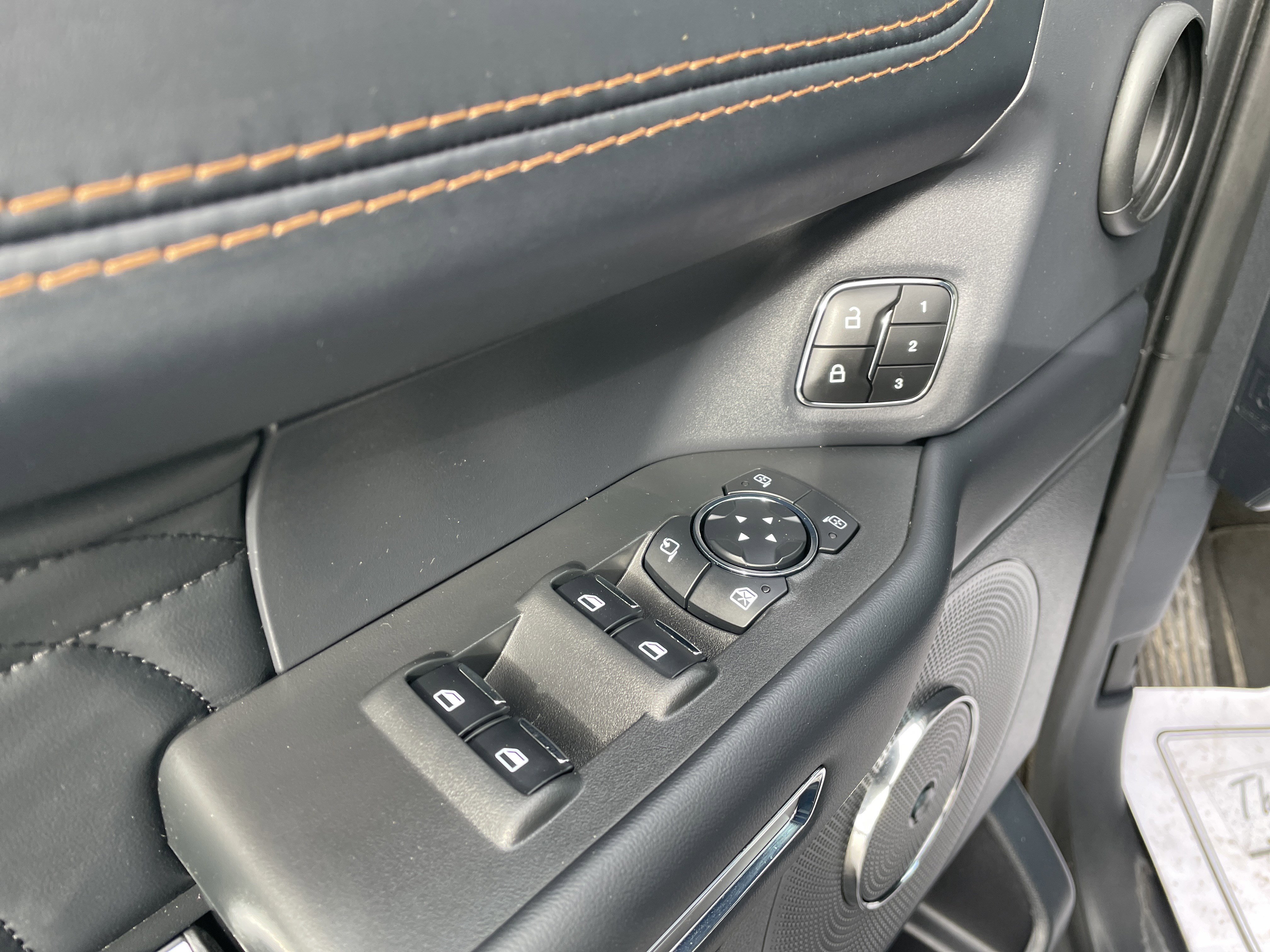 Used 2024 Ford Expedition Platinum image 24