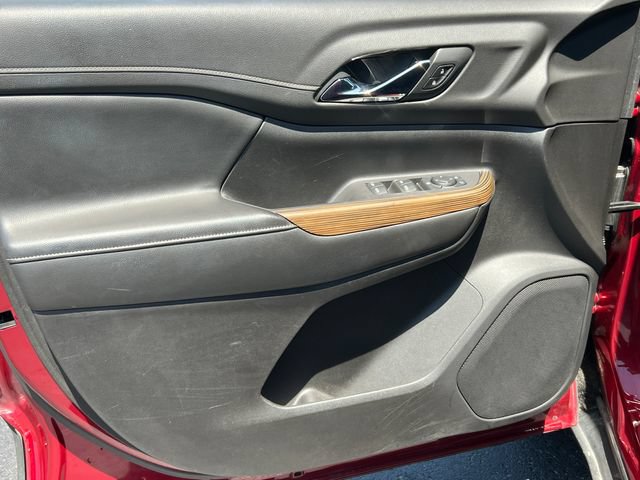 Used 2020 GMC Acadia SLE FWD image 15