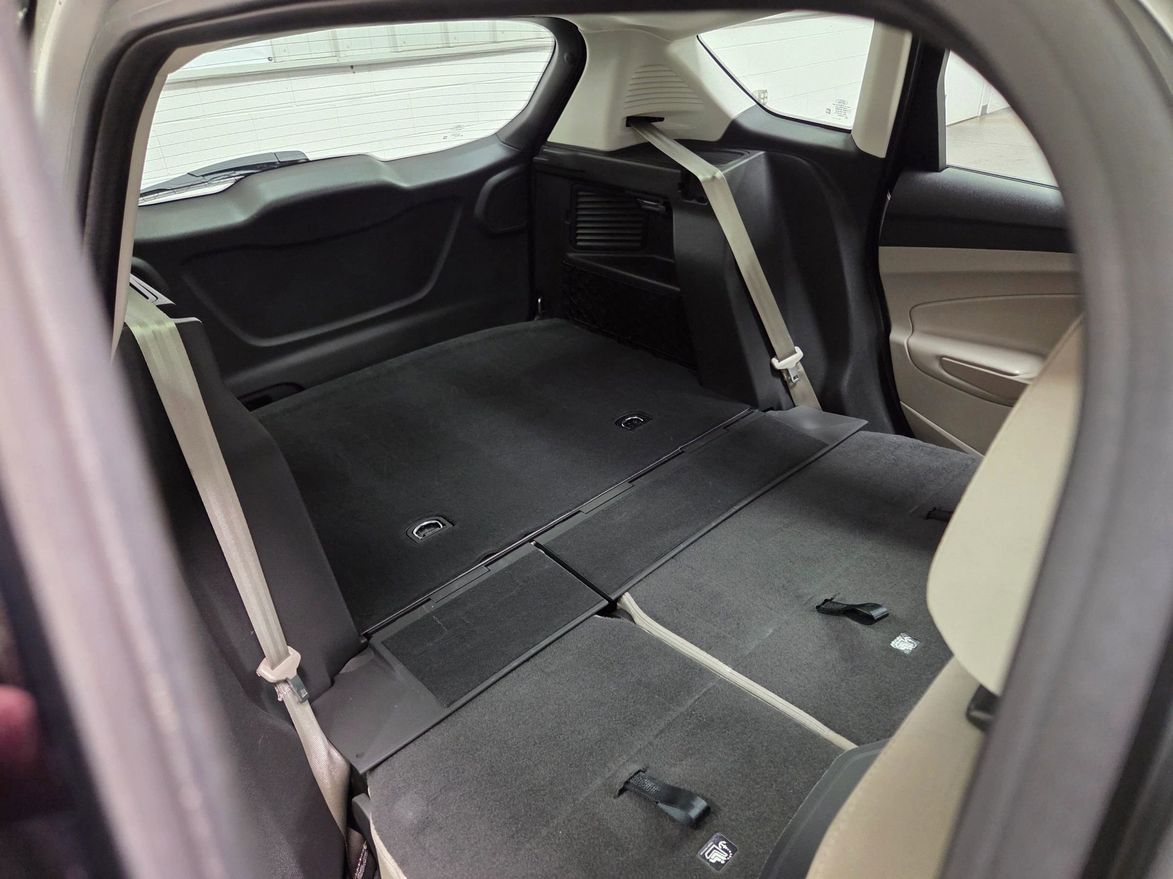 Used 2017 Ford C-MAX SE FWD image 38