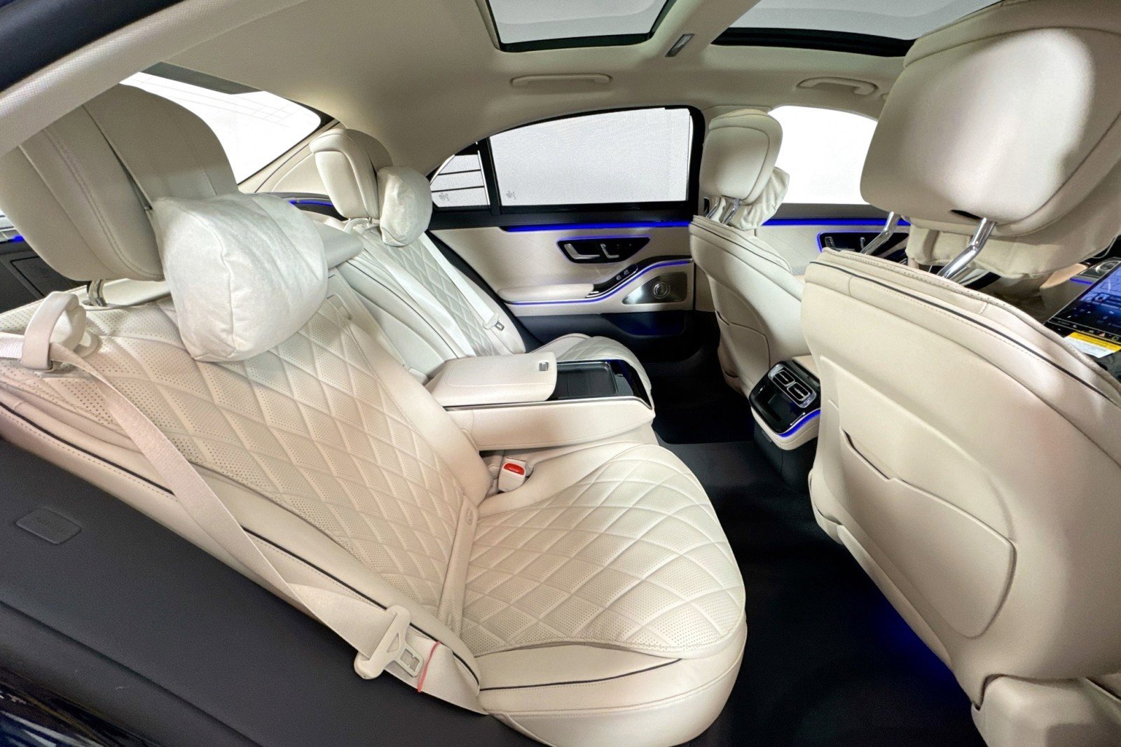 New 2026 Mercedes-Benz S 580 4MATIC Sedan image 25