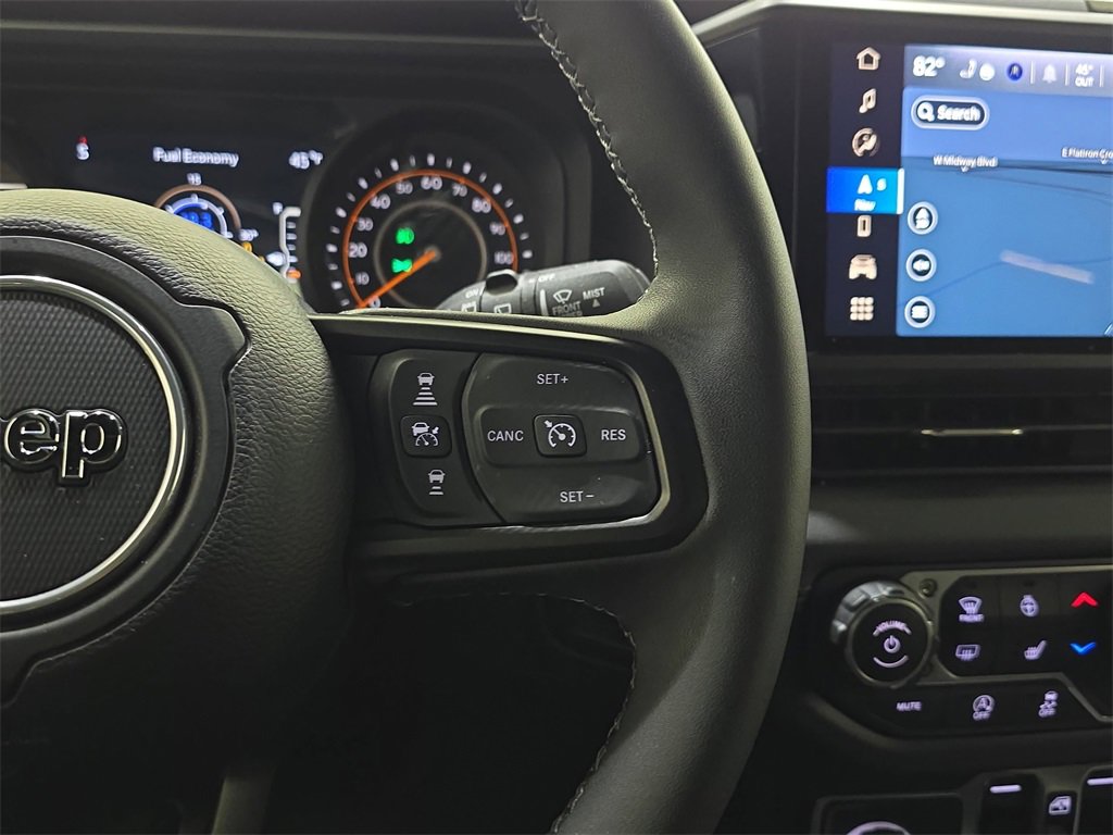 Used 2025 Jeep Wrangler Unlimited Rubicon image 19