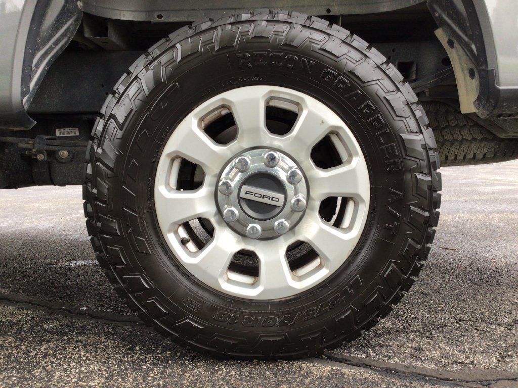 Used 2023 Ford F250 XLT AWD/4WD image 18