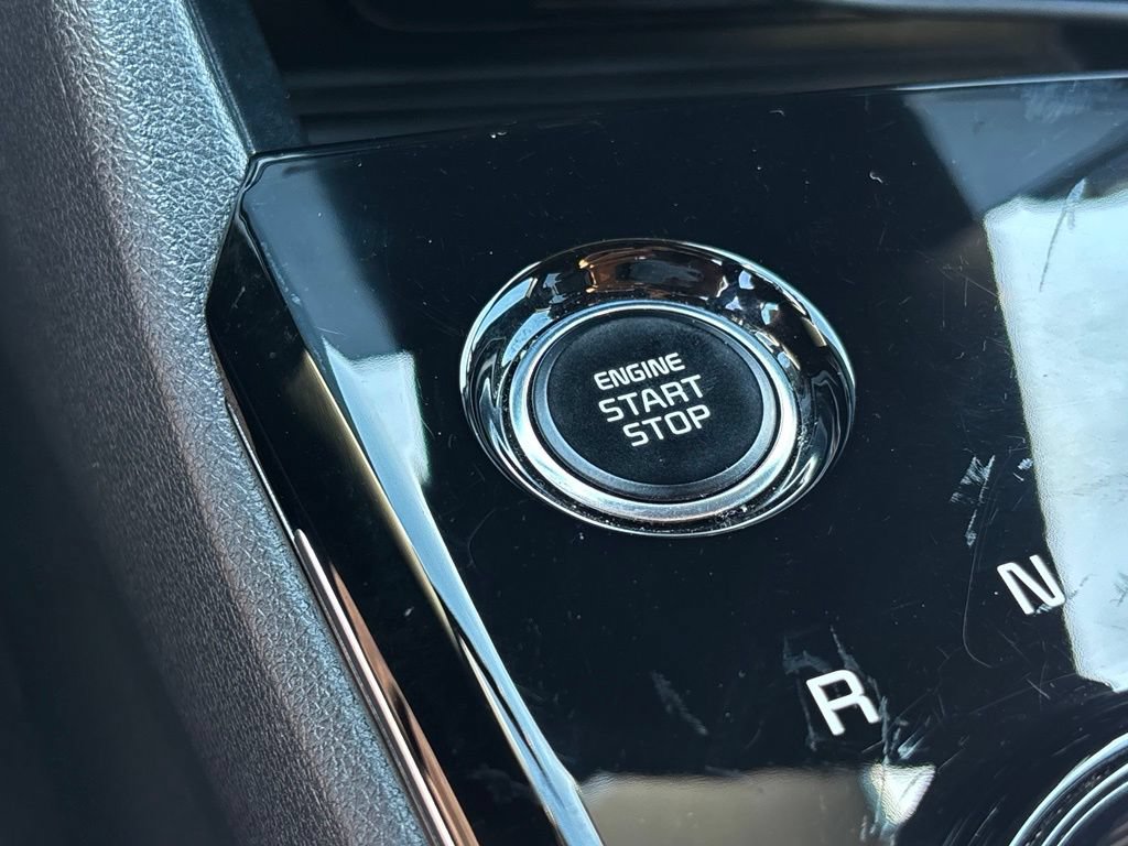 Used 2025 Kia Sportage X-Line AWD/4WD image 16