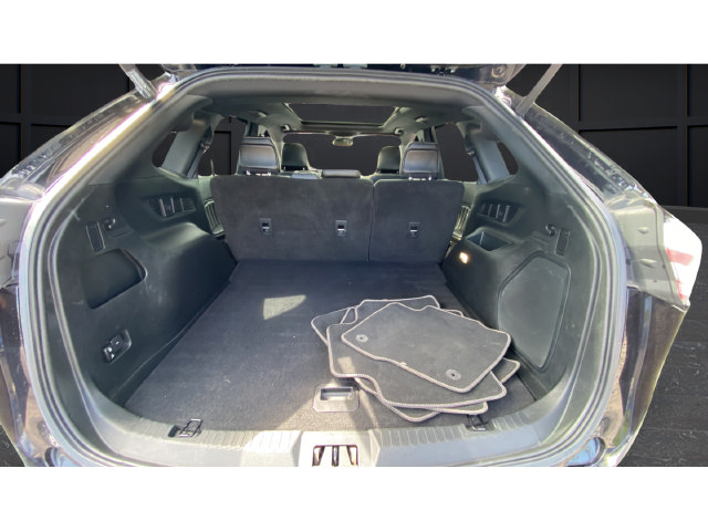 Used 2021 Ford Edge ST w/ Equipment Group 401A AWD/4WD image 9