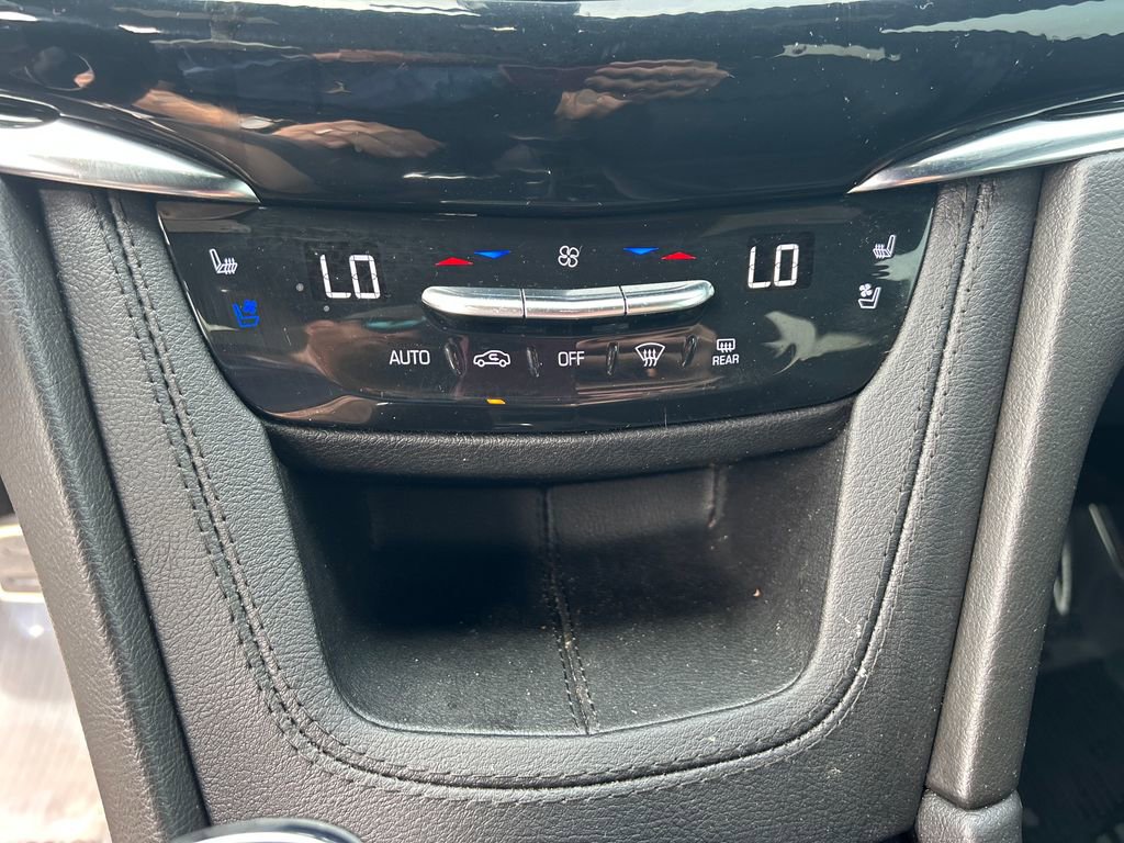 Used 2023 Cadillac XT6 Sport image 28