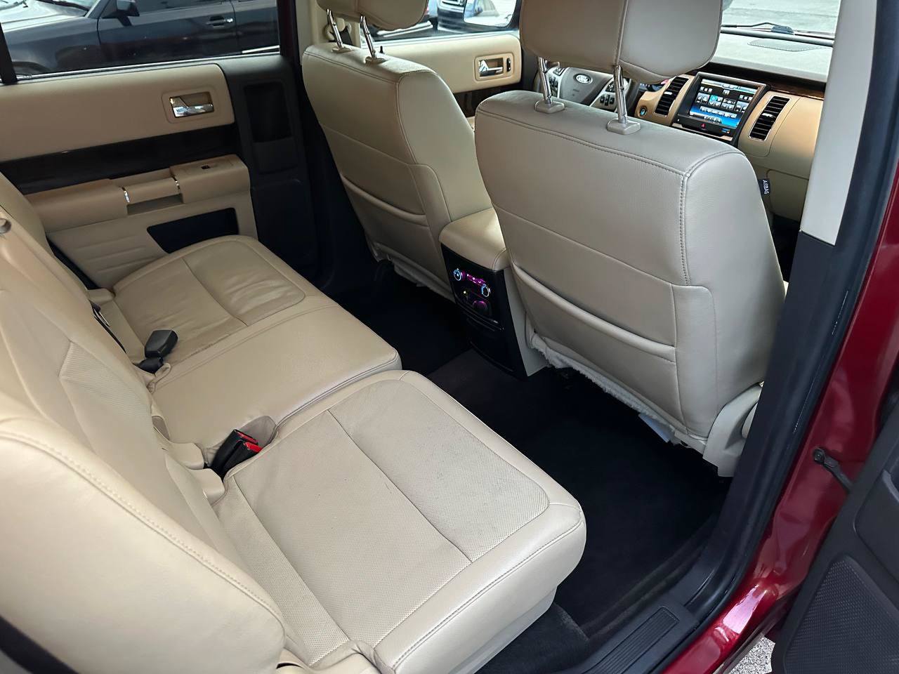 Used 2015 Ford Flex Limited FWD image 34