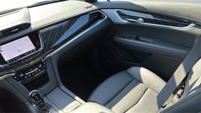 Certified 2025 Cadillac XT6 Premium Luxury image 18