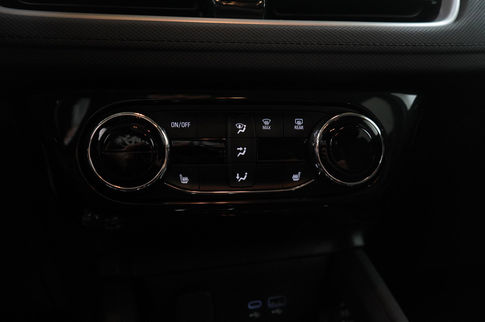 Used 2024 Chevrolet TrailBlazer LT w/ Convenience Package image 21