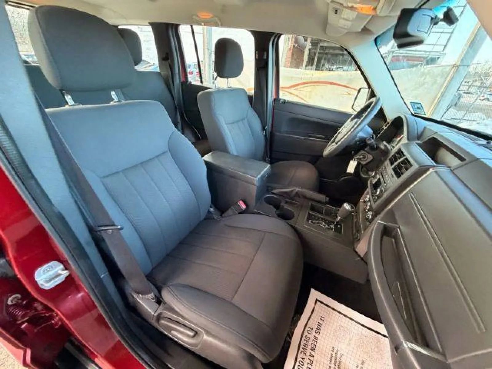 Used 2012 Jeep Liberty Sport w/ Driver Convenience Group image 21