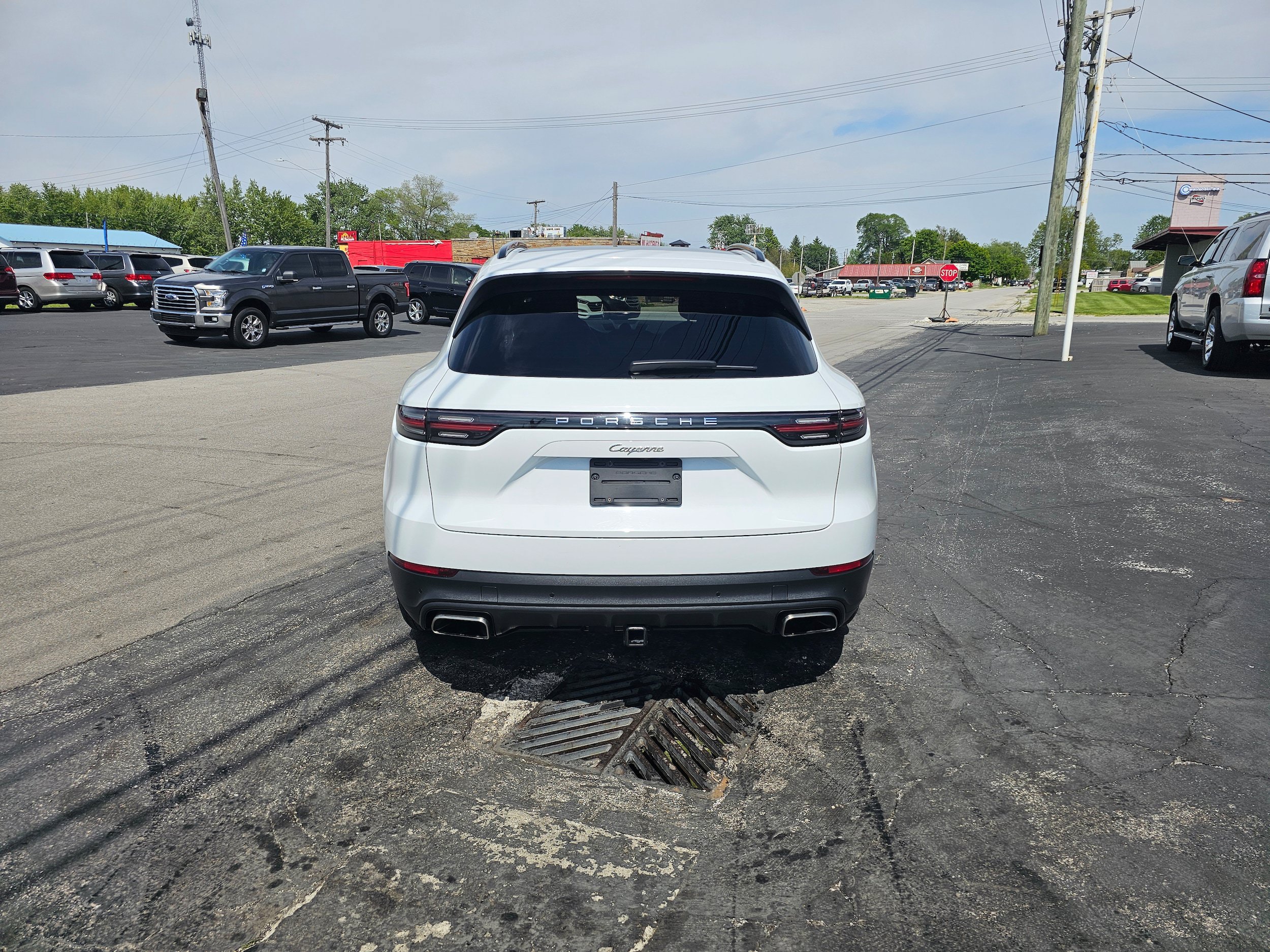 Used 2022 Porsche Cayenne AWD/4WD image 6