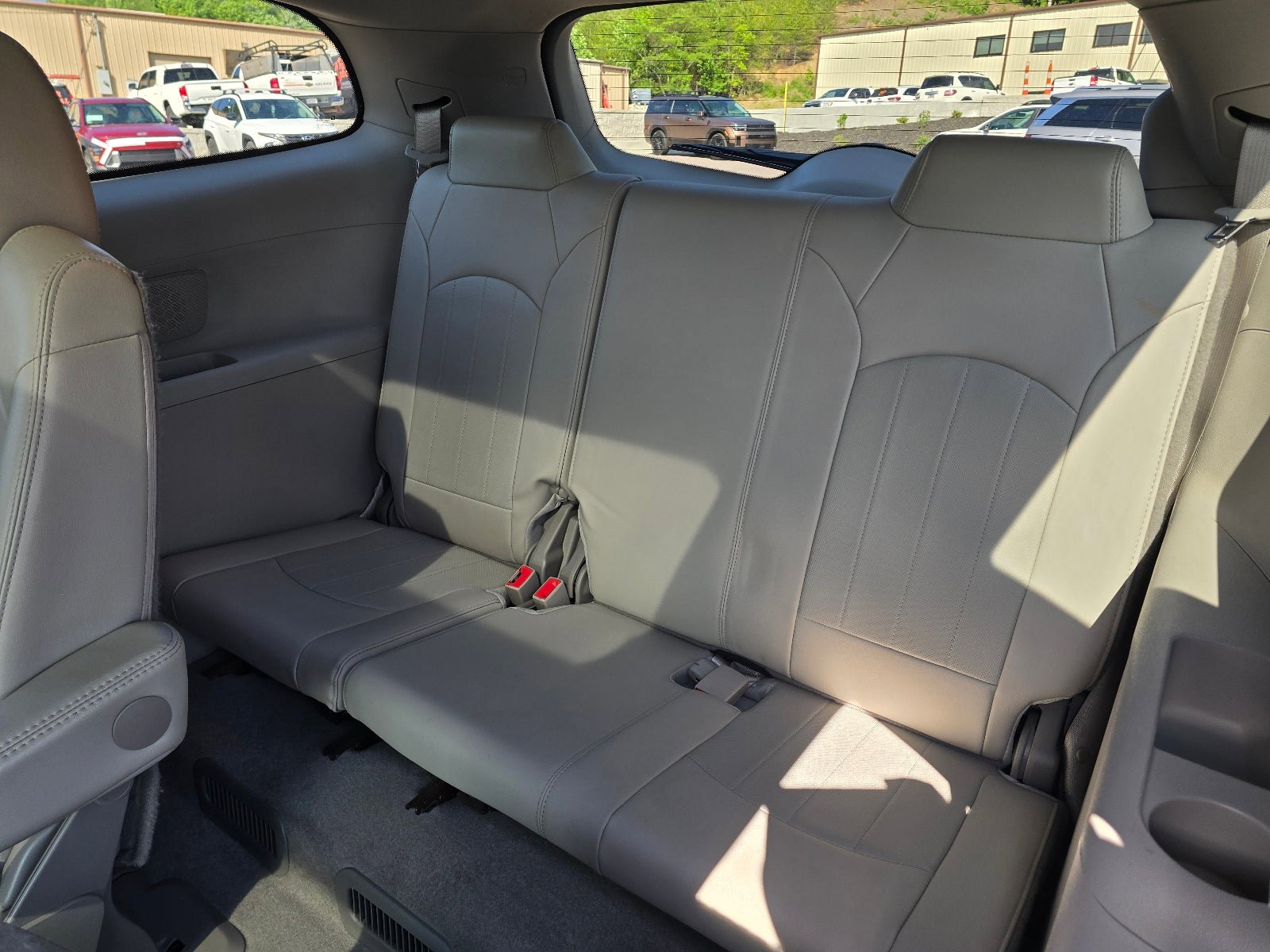 Used 2017 Buick Enclave Premium w/ Experience Buick Package FWD image 11