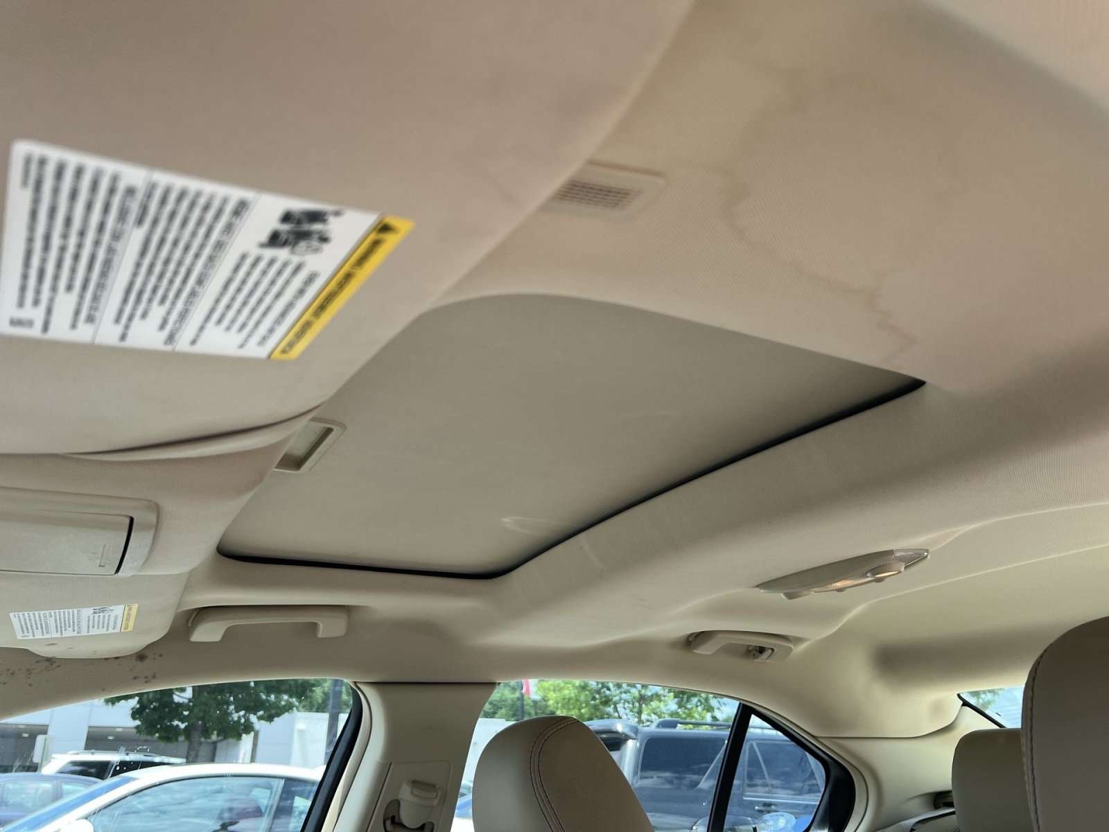 Used 2013 Ford Taurus SEL FWD image 21
