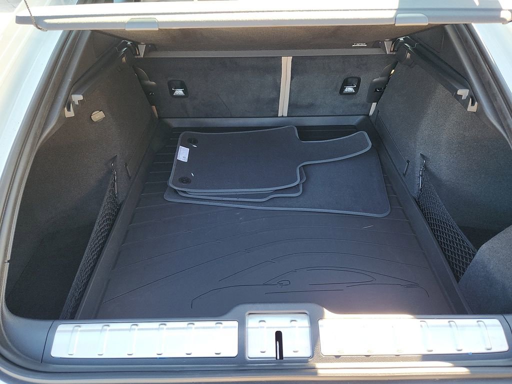 New 2026 Porsche Panamera 4 image 24