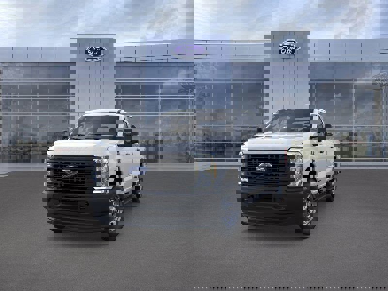 Used 2025 Ford F350 XL image 2