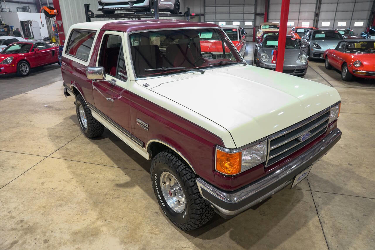 Used 1990 Ford Bronco XLT 2dr 4WD SUV image 25