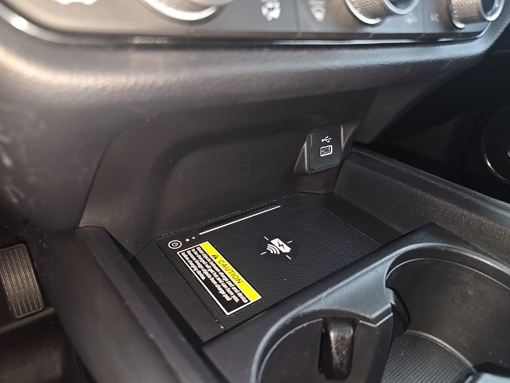 Used 2024 Honda HR-V EX-L image 21