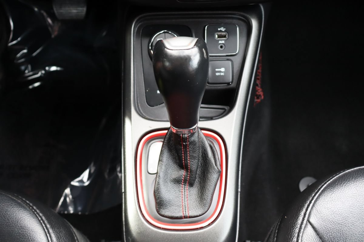 Used 2018 Jeep Compass Trailhawk AWD/4WD image 36