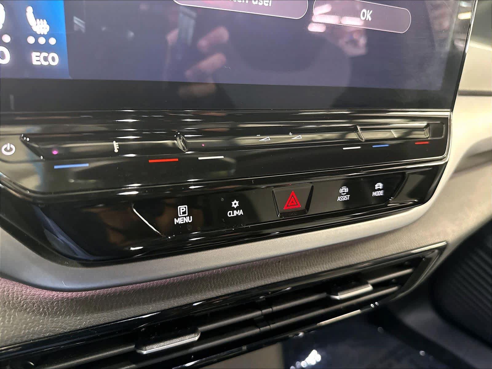Used 2023 Volkswagen ID.4 Pro RWD image 18