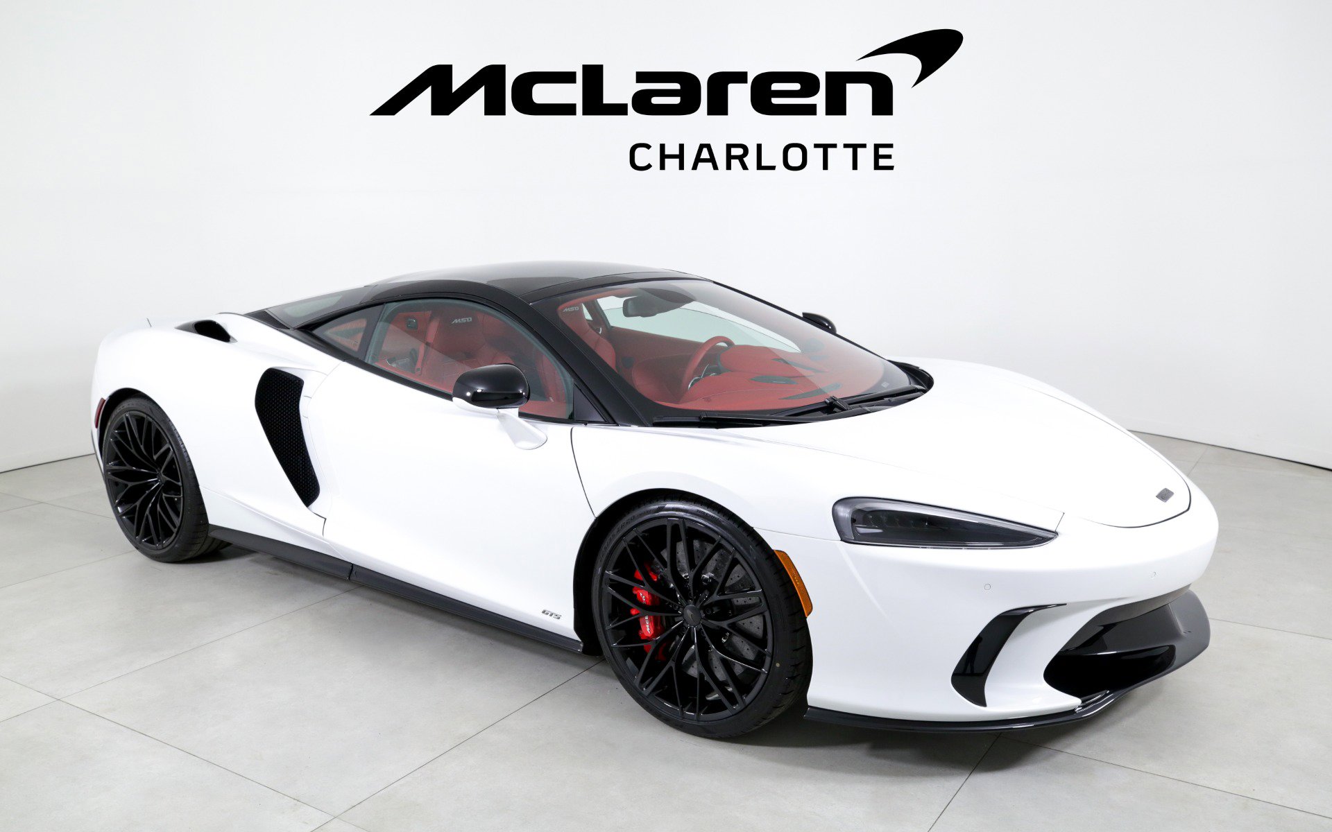 New 2025 McLaren GTS image 2