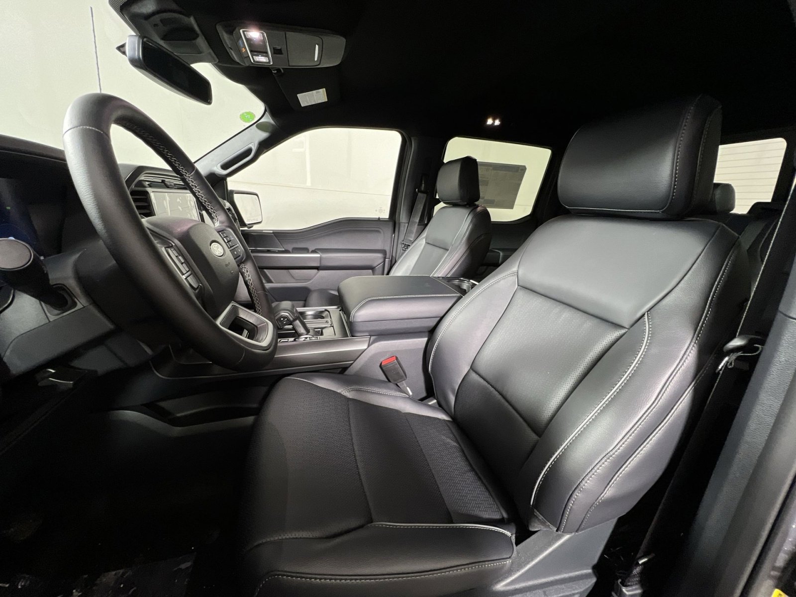 New 2026 Ford F150 Lariat w/ Equipment Group 501A Mid image 13