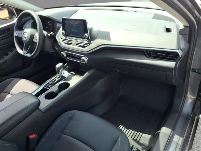 Certified 2025 Nissan Altima 2.5 S FWD image 12