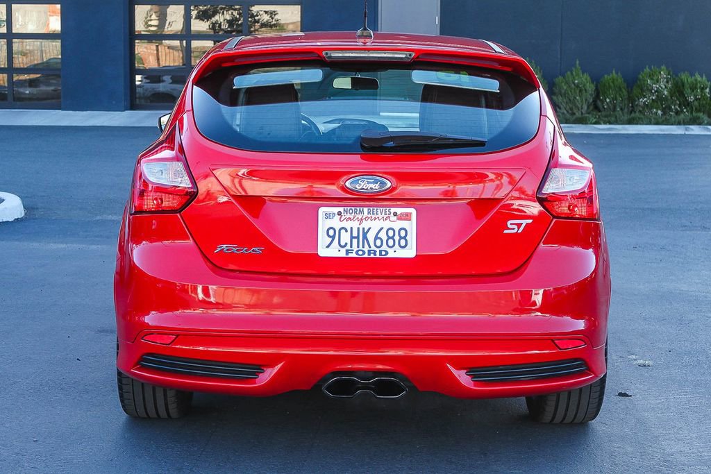 Used 2013 Ford Focus ST FWD image 8