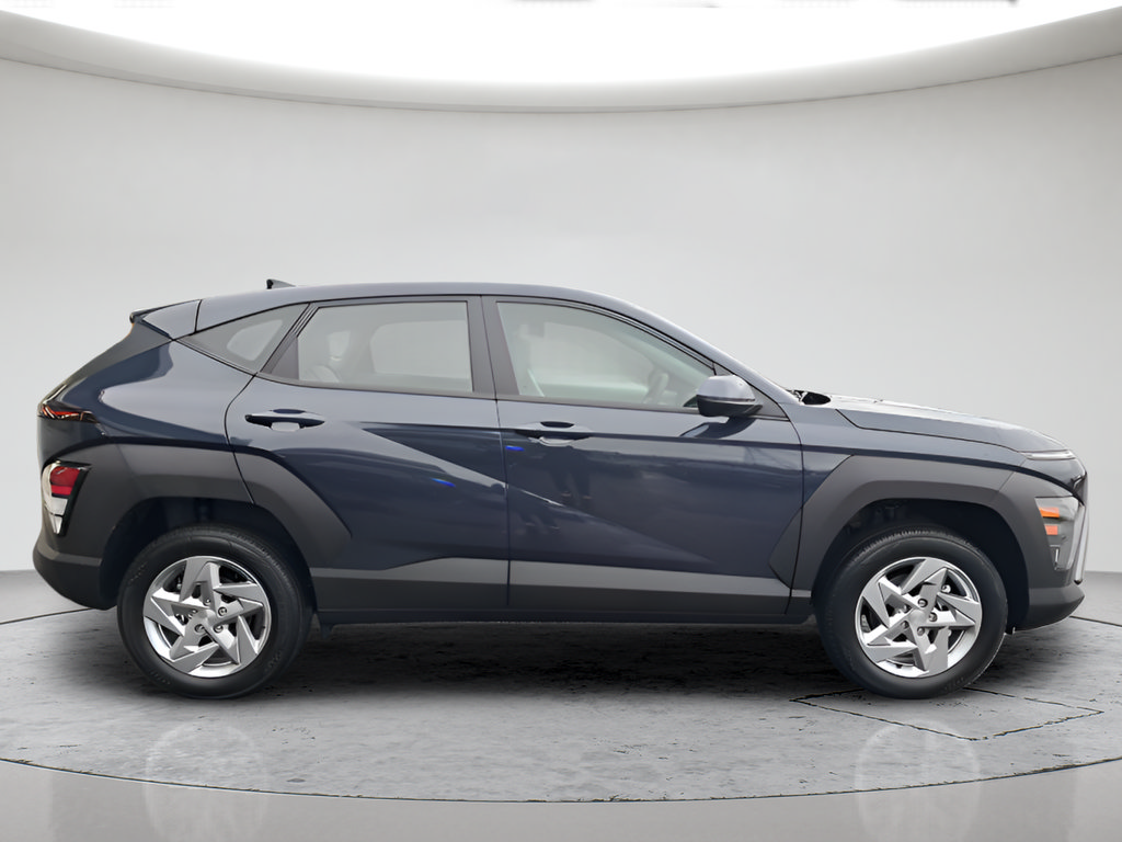 New 2026 Hyundai Kona SE AWD/4WD image 2