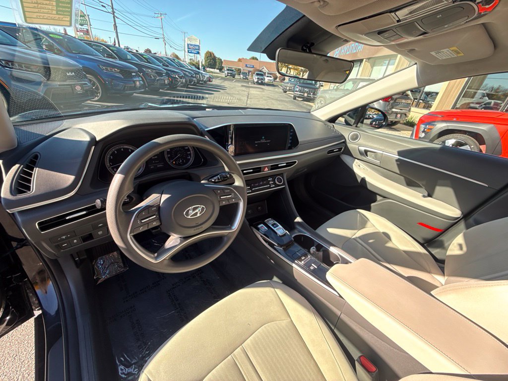 Used 2023 Hyundai Sonata SEL w/ Cargo Package FWD image 18