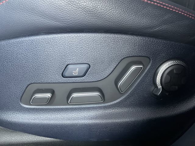 Used 2023 Genesis GV70 2.5T w/ Sport Prestige Package image 36