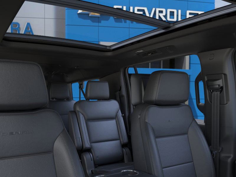 New 2026 GMC Yukon XL Denali w/ Denali Reserve Package image 24