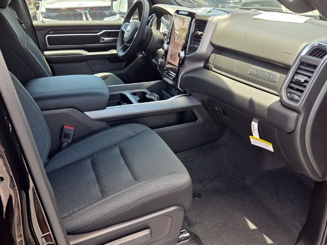 New 2026 RAM 1500 Big Horn AWD/4WD image 13