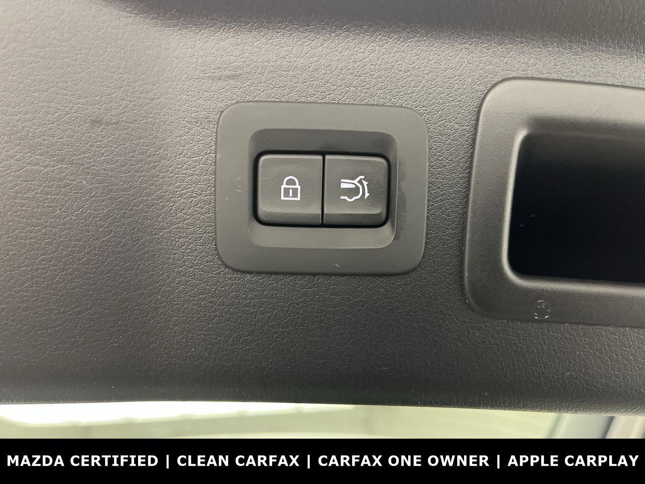 Certified 2025 MAZDA CX-90 Plug-In Hybrid w/Premium Sport image 34