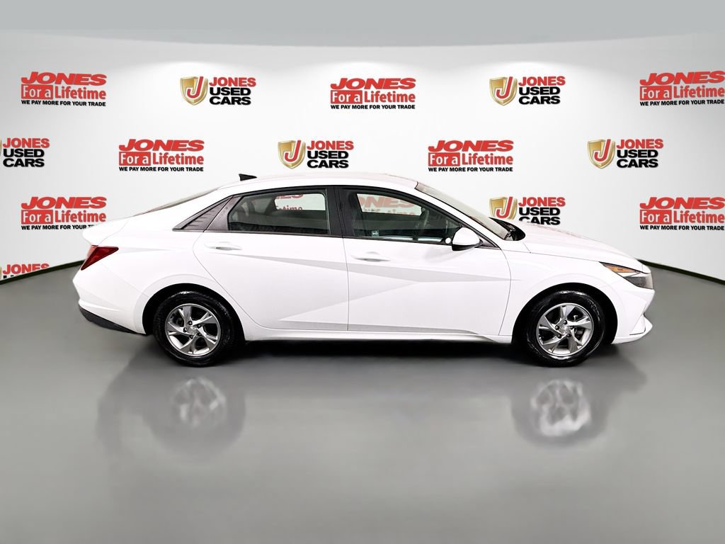 Certified 2022 Hyundai Elantra SE FWD image 16