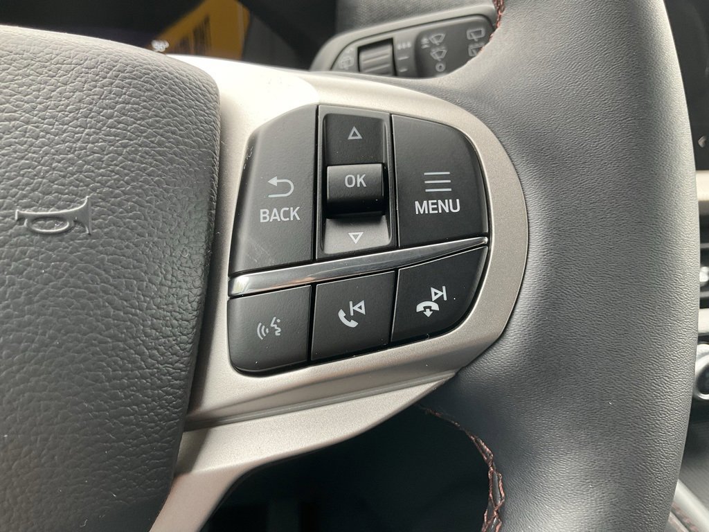 New 2026 Ford Explorer Active image 6