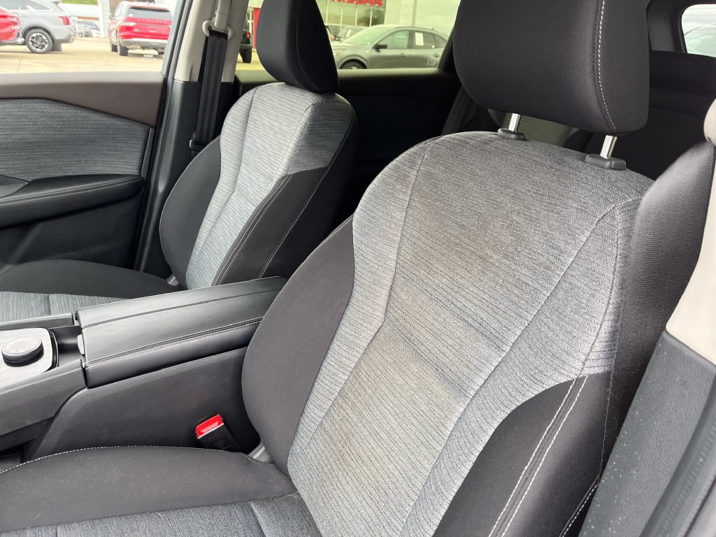 Certified 2023 Nissan Rogue SV AWD/4WD image 12