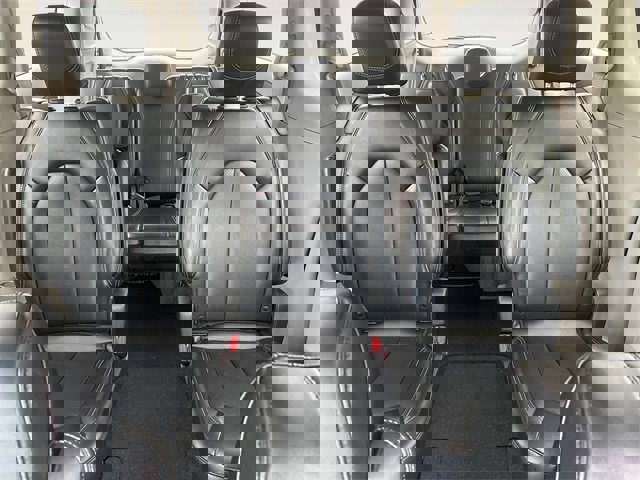 Used 2024 Chrysler Pacifica Touring-L image 13