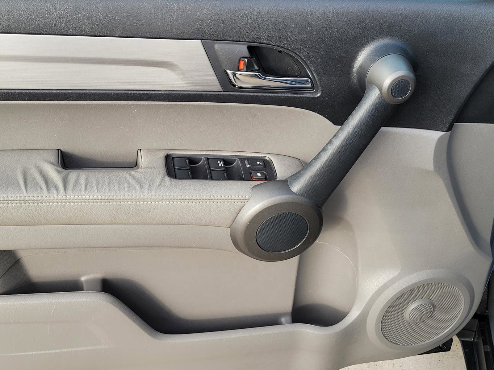 Used 2010 Honda CR-V EX-L image 4