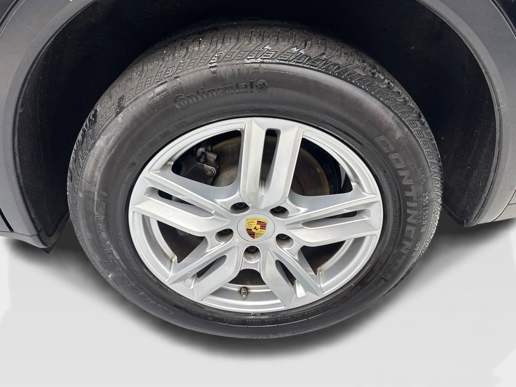 Used 2016 Porsche Cayenne image 86