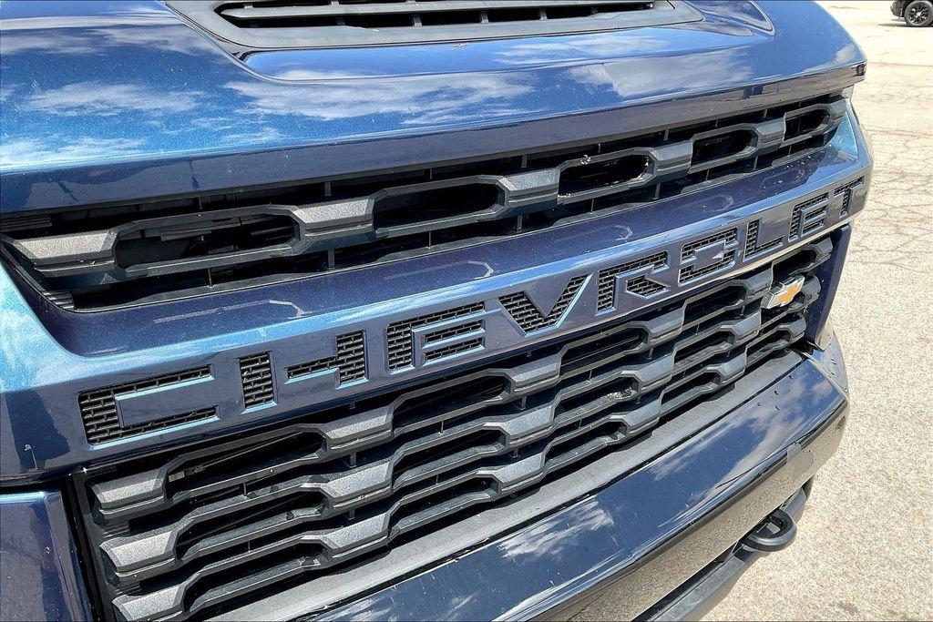 Used 2022 Chevrolet Silverado 2500 Custom w/ Custom Value Package image 30